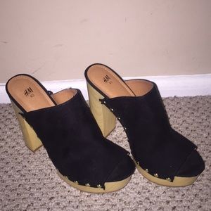 Clogs